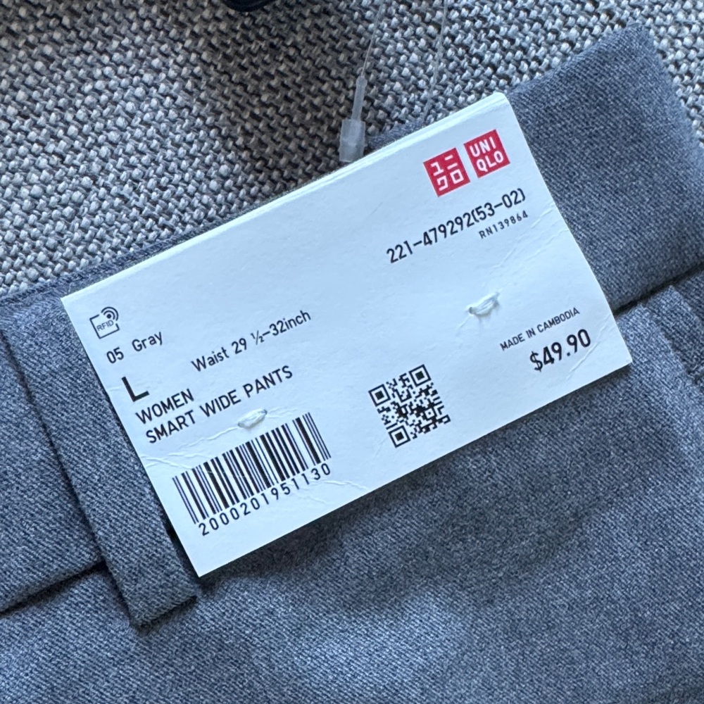 Uniqlo Gray Wide Leg Dress Pants - Picture 4 of 4